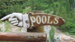 pools-signs-steamboat-springs-strawberry-park-hot-springs-colorado