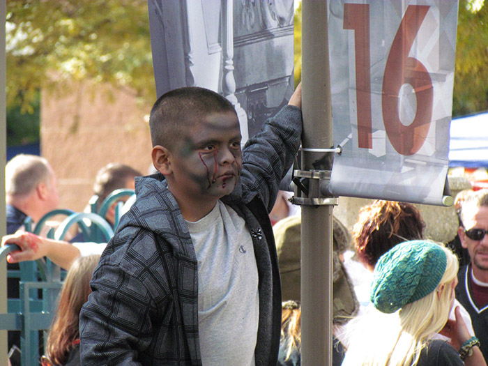 denver-zombie-crawl-2013-l