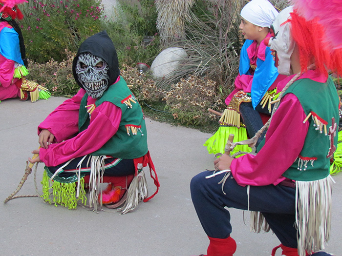 dia-de-los-muertos-denver-botanic-gardens-14